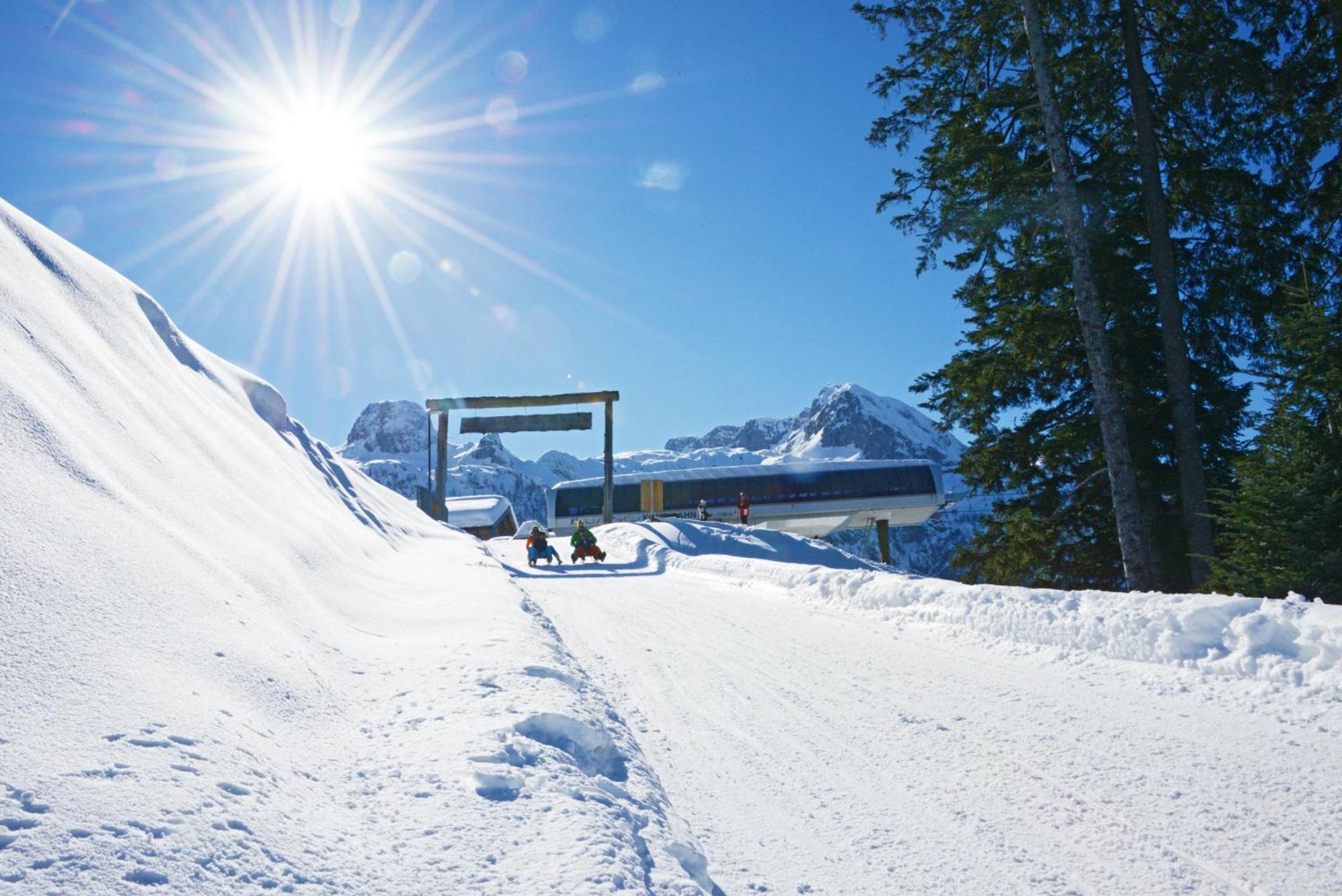 Apartment with Balcony,1598425796:JPEG
