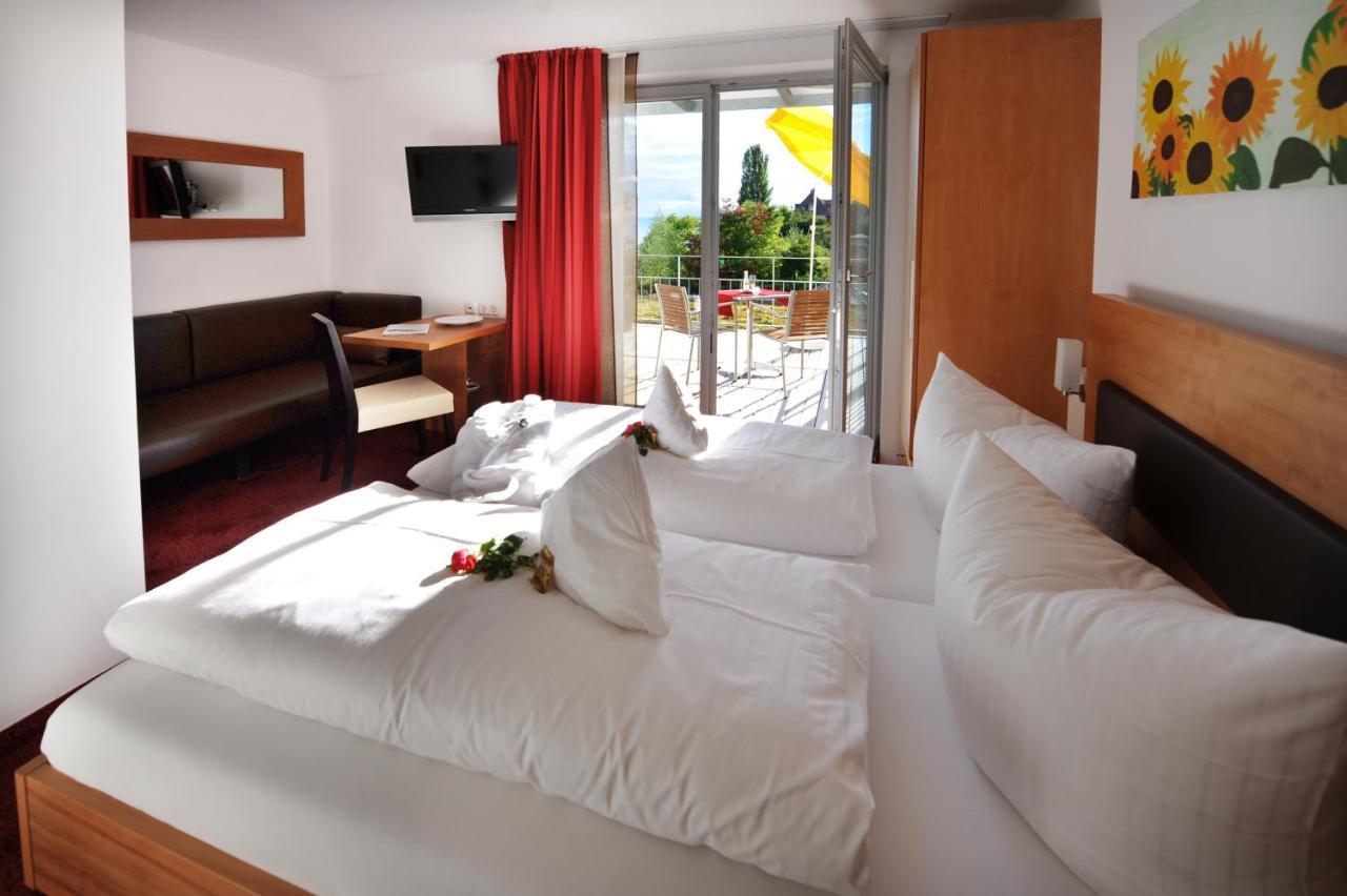 Small Double Room Partial Lake View