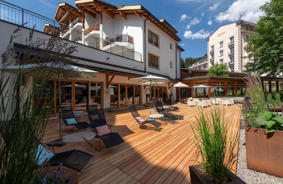 Hotel Schweizerhof Lenzerheide-1