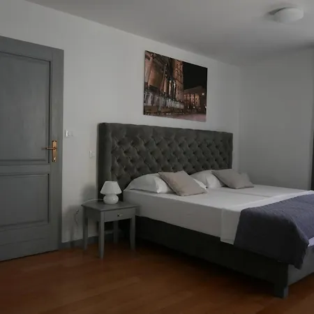 Tri Lava Luxury Living-2