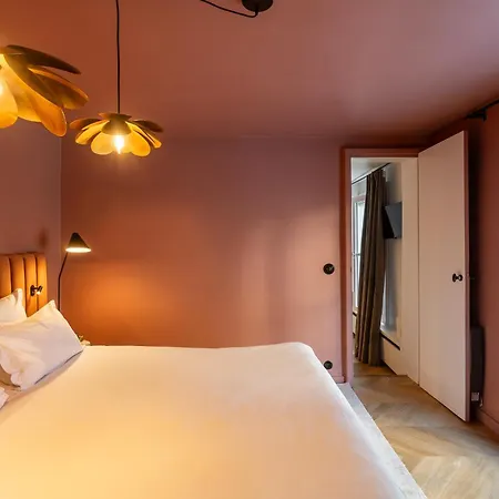 Habitat Parisien - Louvre Rivoli-2