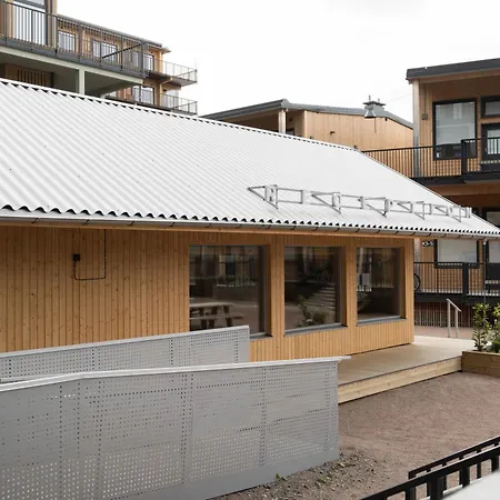 Waterfront Cabins Studio Apartments-3