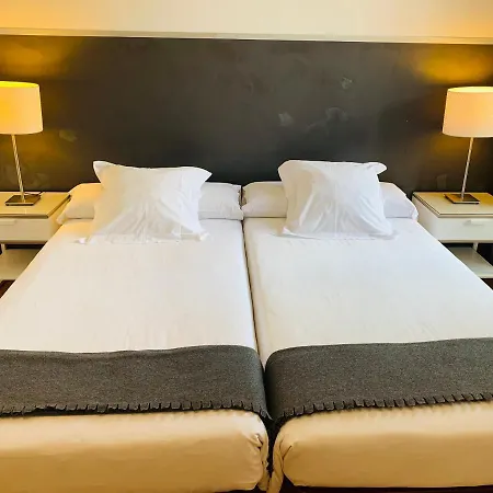 Super Balmes Guest House-2