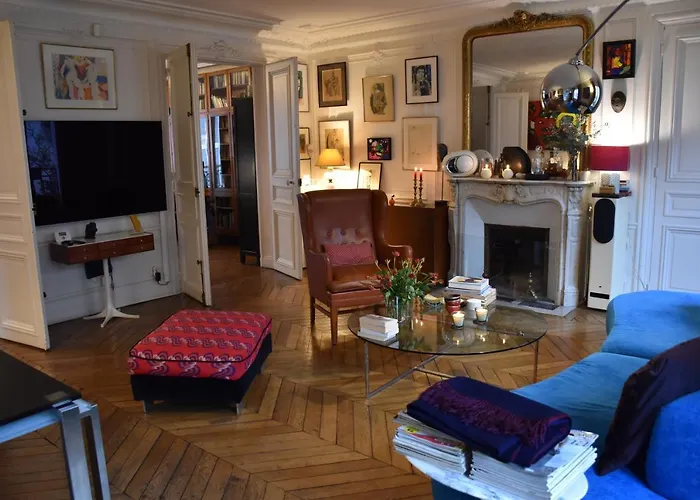 Rue De Paradis Paris