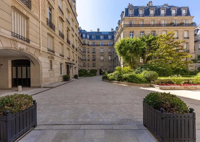 Appartement Avenue Montaigne - Paris Champs Elysees